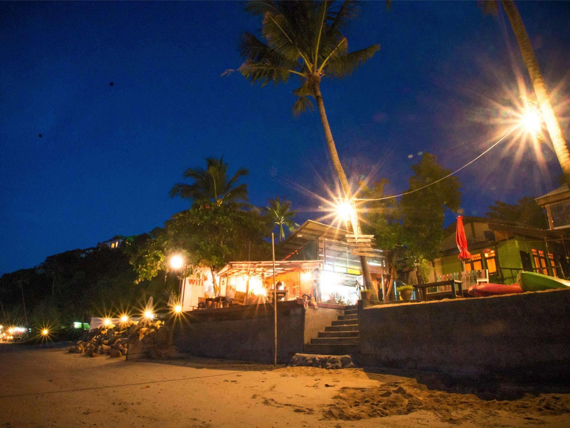 קו סמוי By Beach Resort מראה חיצוני תמונה